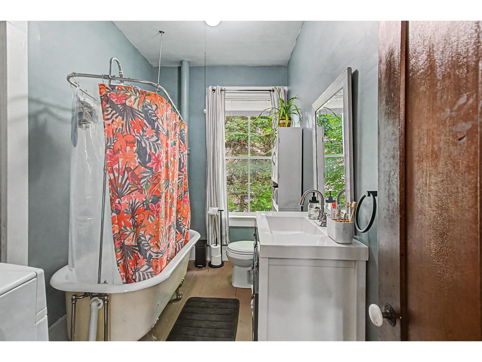 498 Montgomery Road
