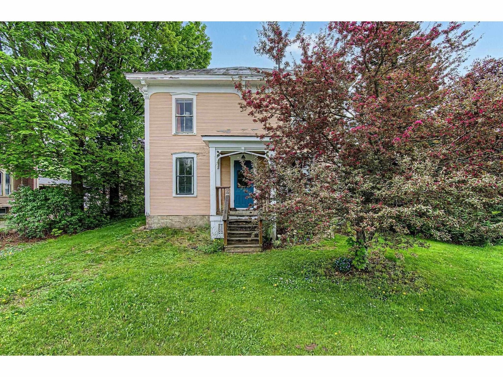 498 Montgomery Road