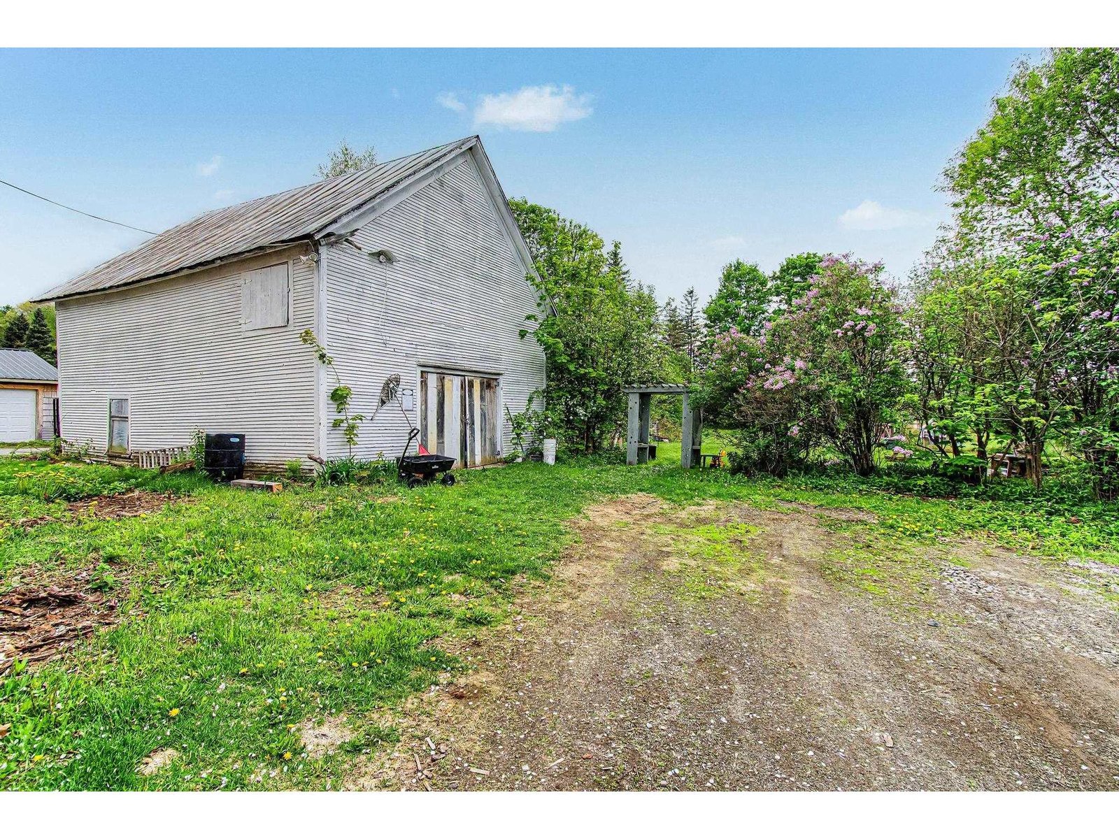 498 Montgomery Road