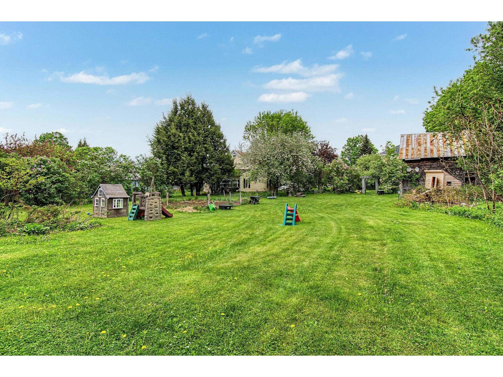 498 Montgomery Road