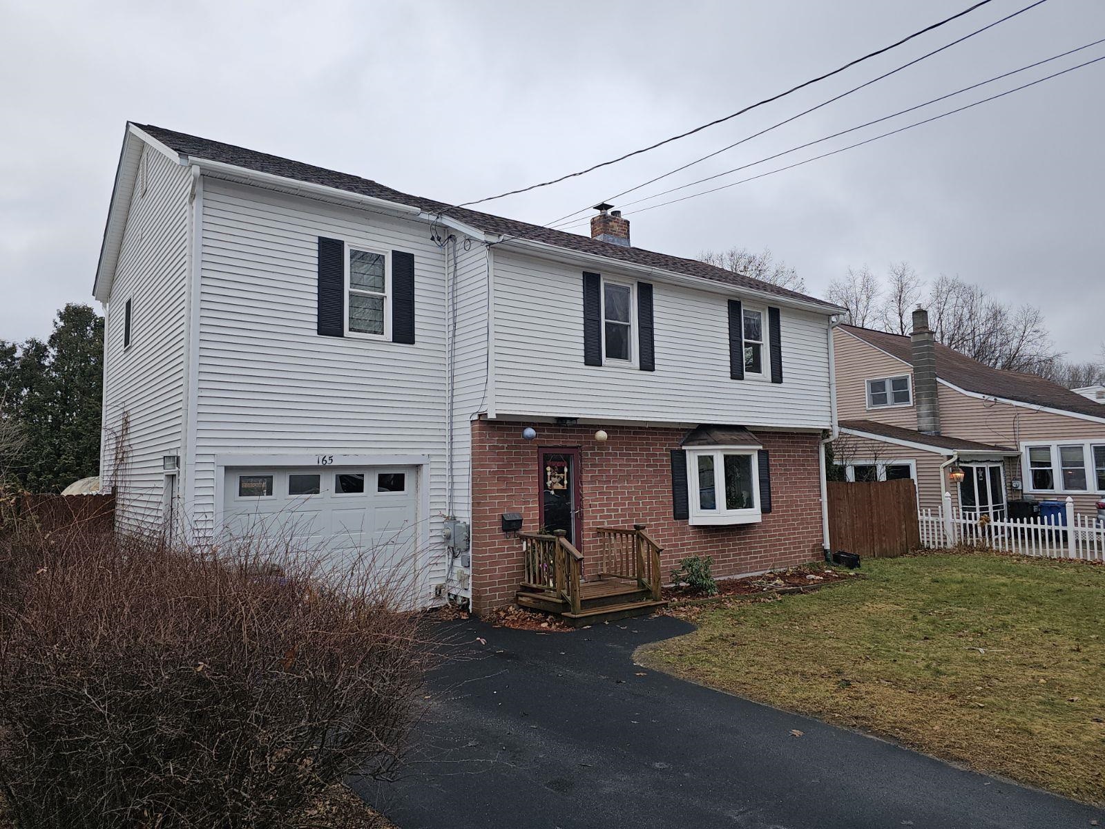 Theresa Ferrara, REALTOR, ABR, SRS, SRES