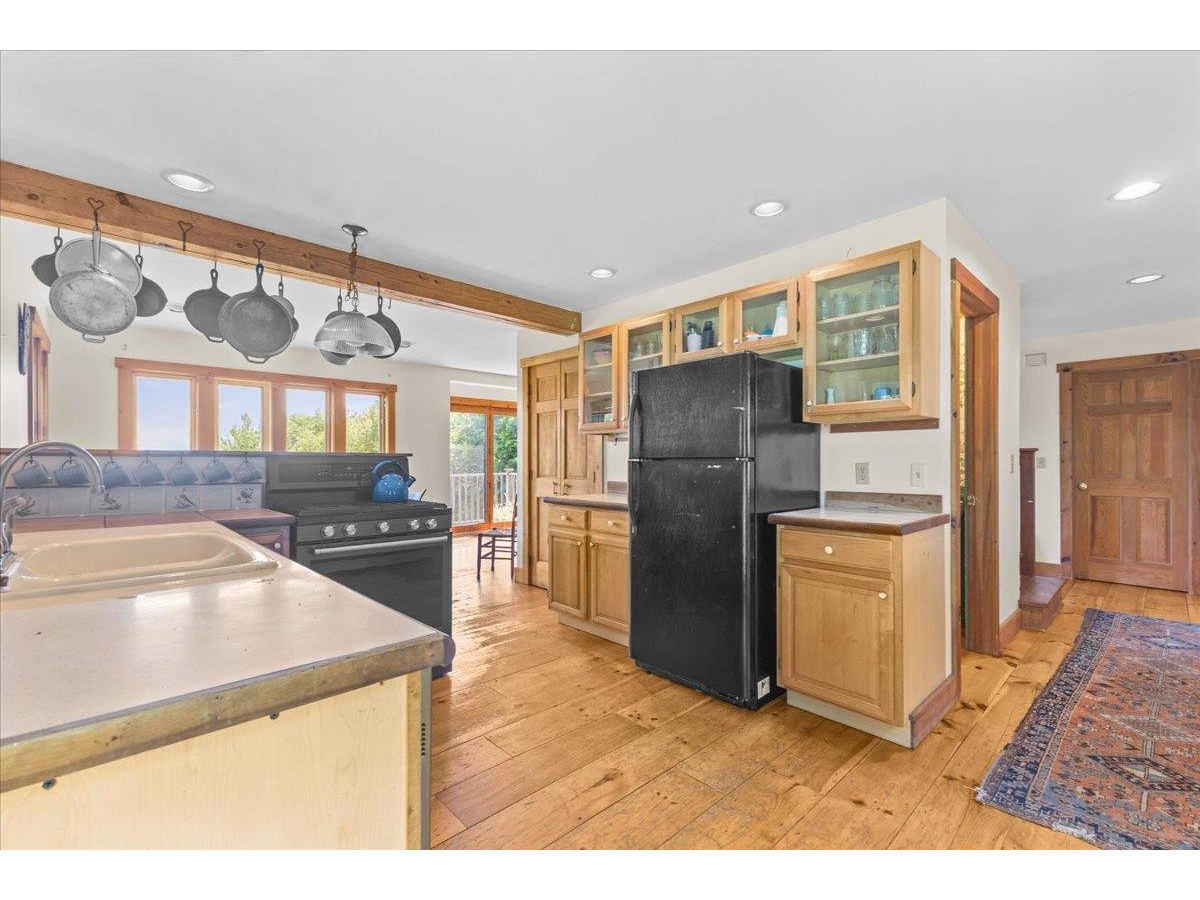 4996 Hollister Hill Road