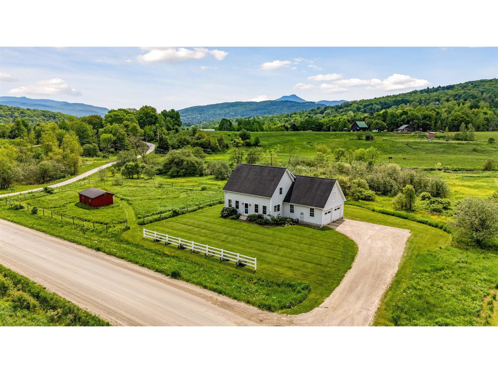 Chloe Feller, REALTOR® with Sarah Harrington Real Estate