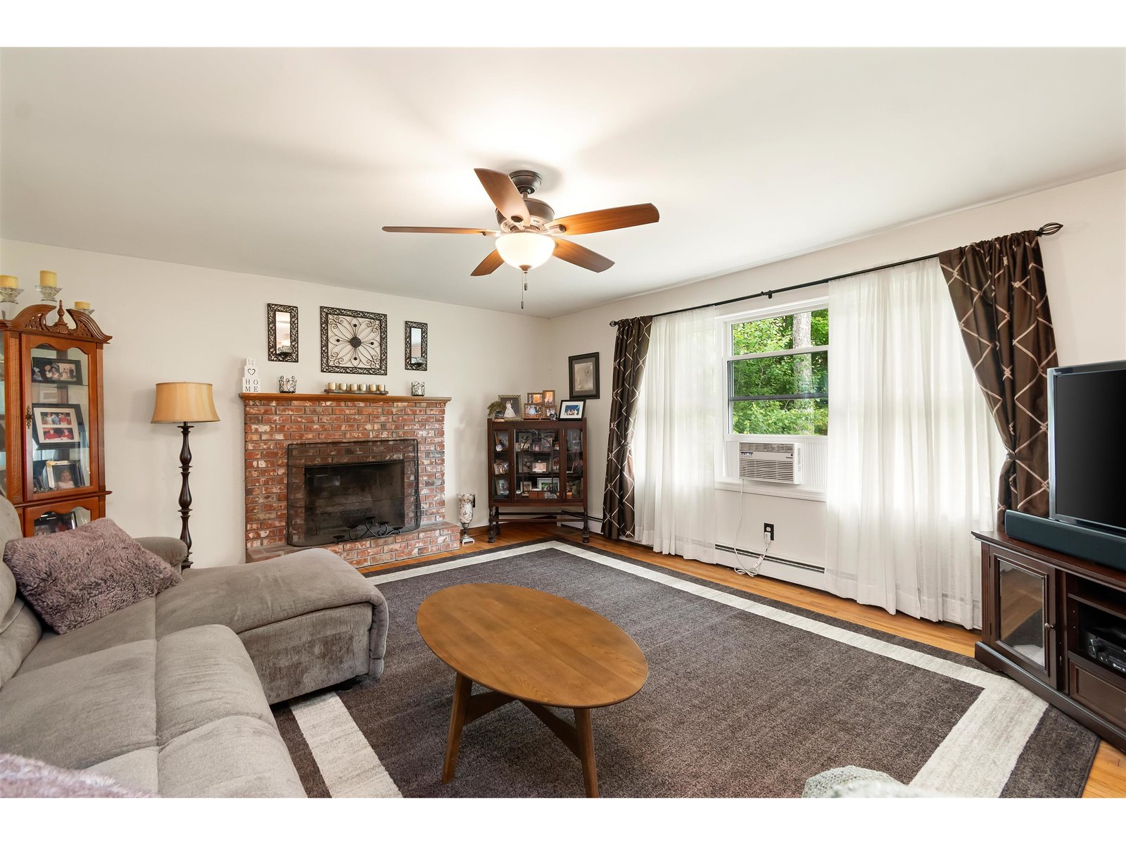 5 Alderbrook Road