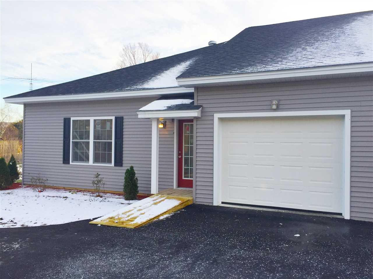 5 Atrium Way, Unit 101