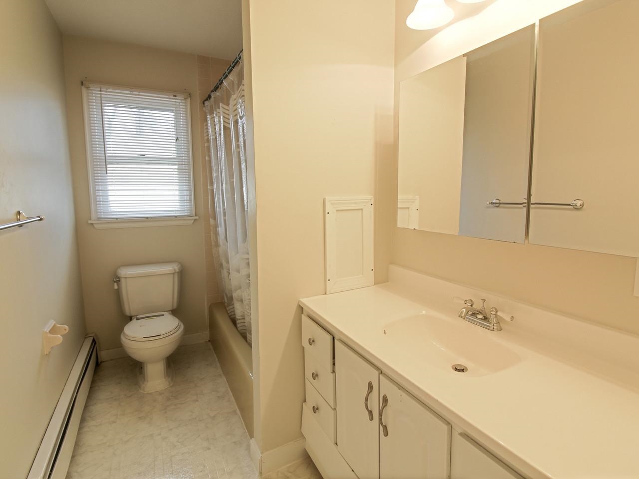 Full Guest Bath