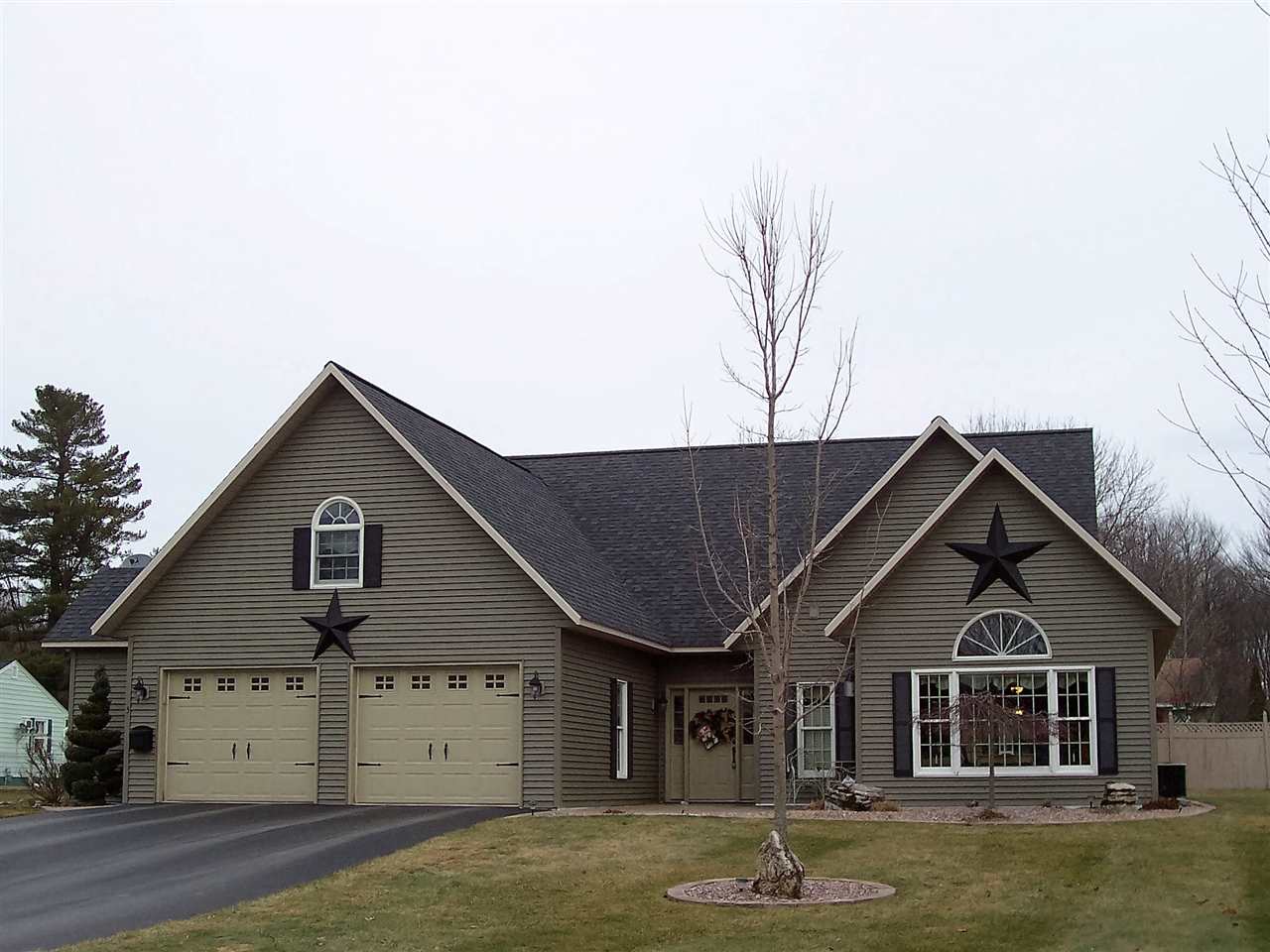 5 Evelyn Lane