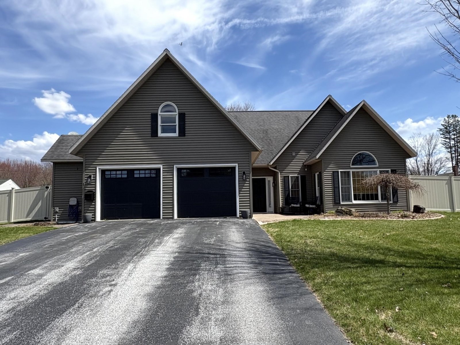 5 Evelyn Lane
