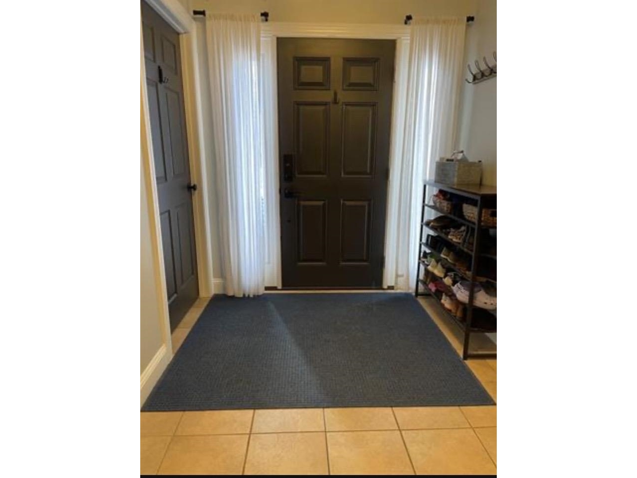 5 Evelyn Lane