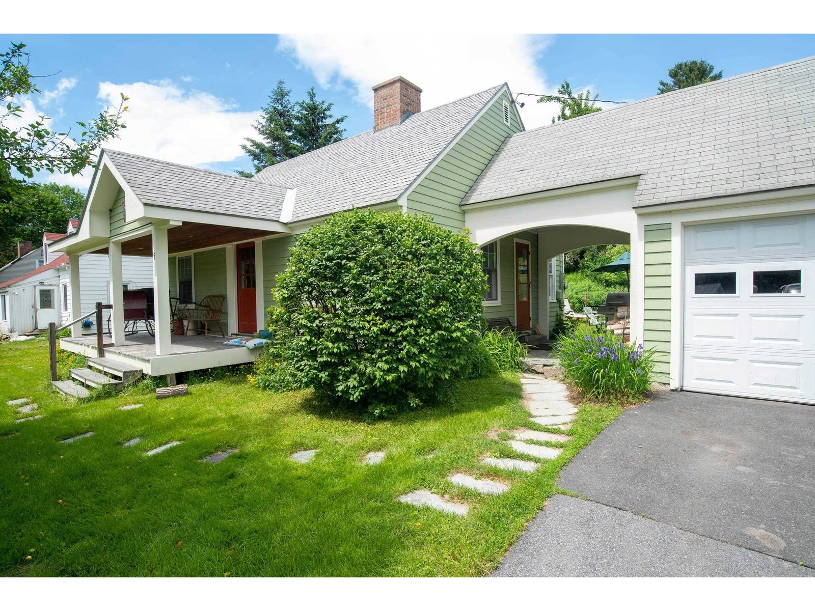 5 Gaylord Drive
