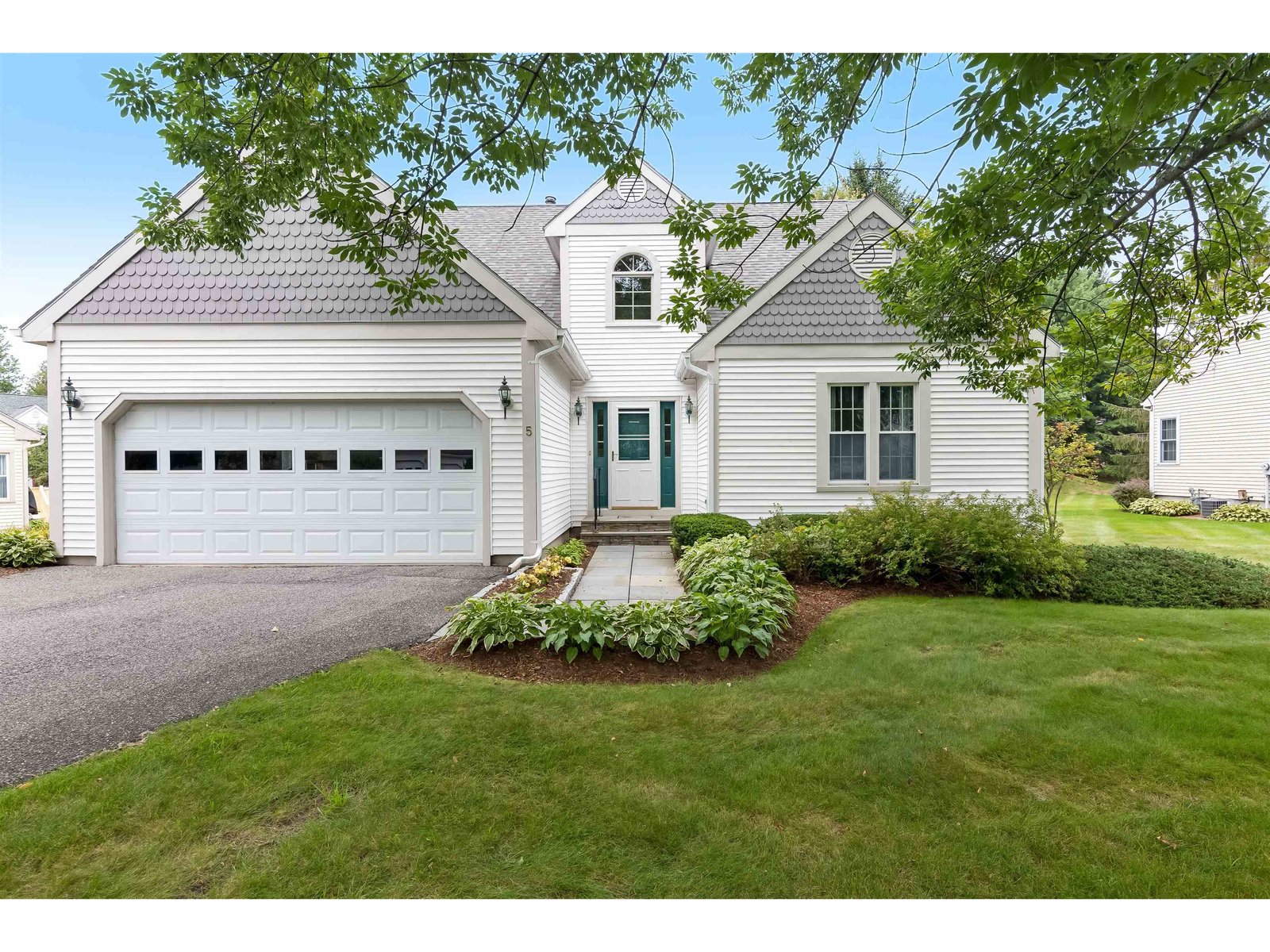 5 Hubbells Falls Drive