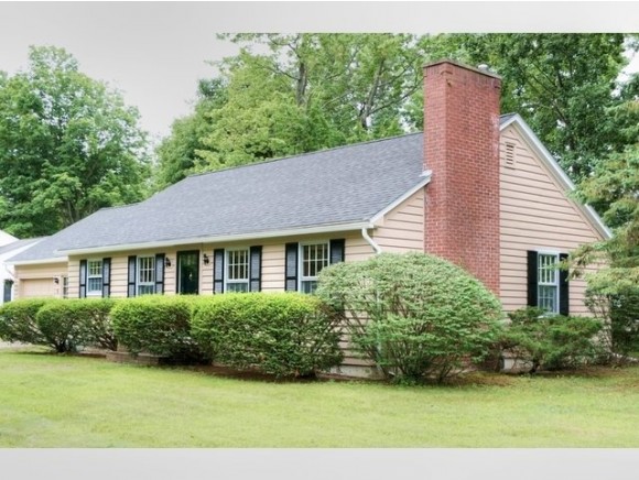 5 Laurel Court