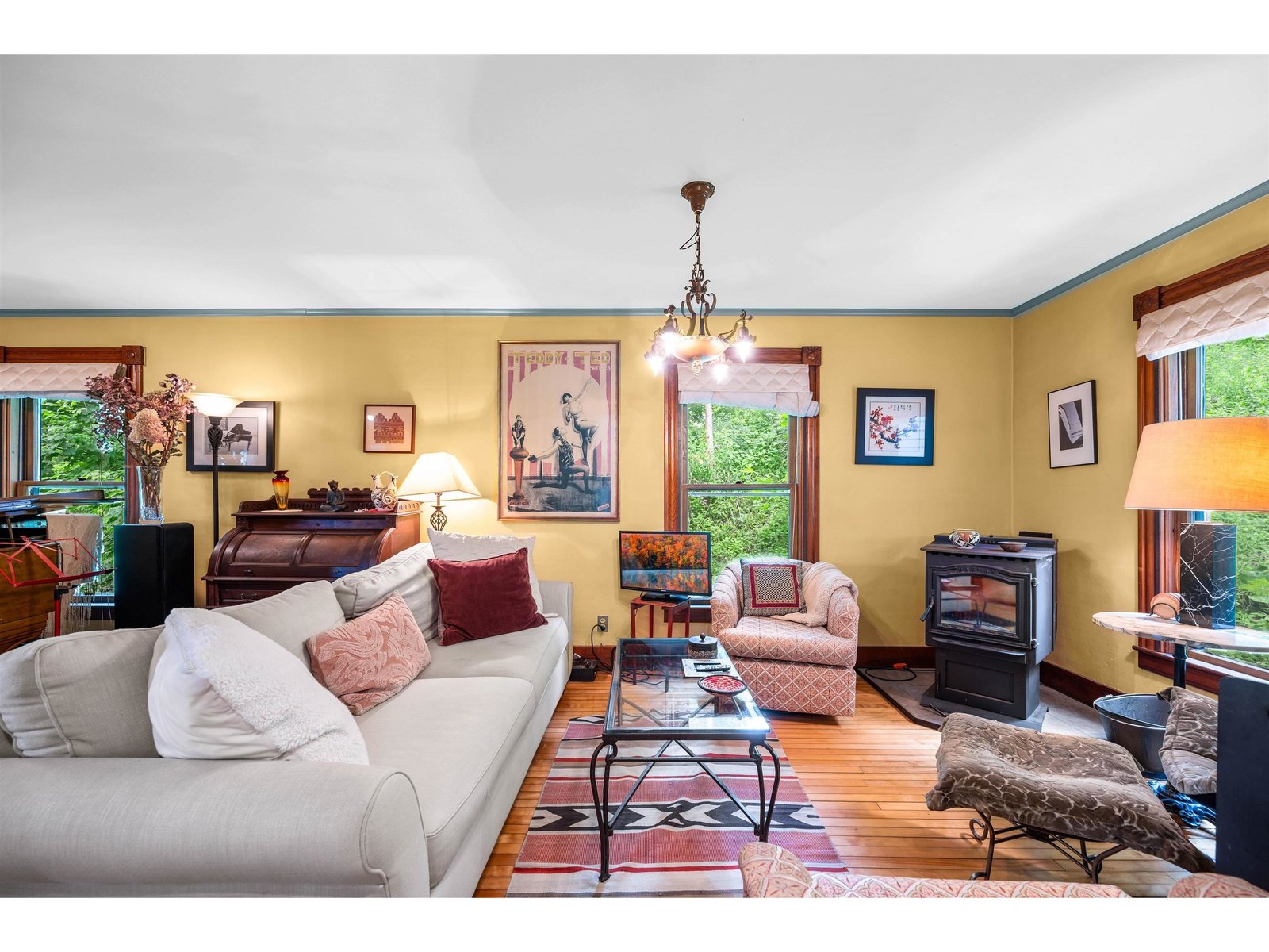 5 Lincoln Avenue
