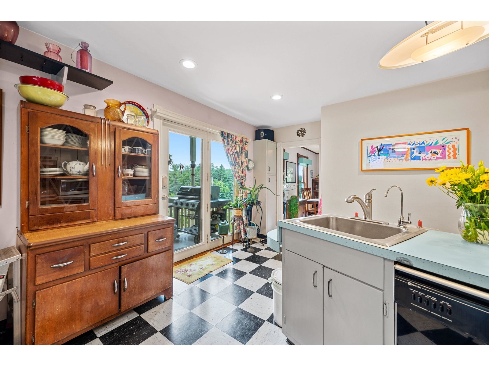 5 Lincoln Avenue