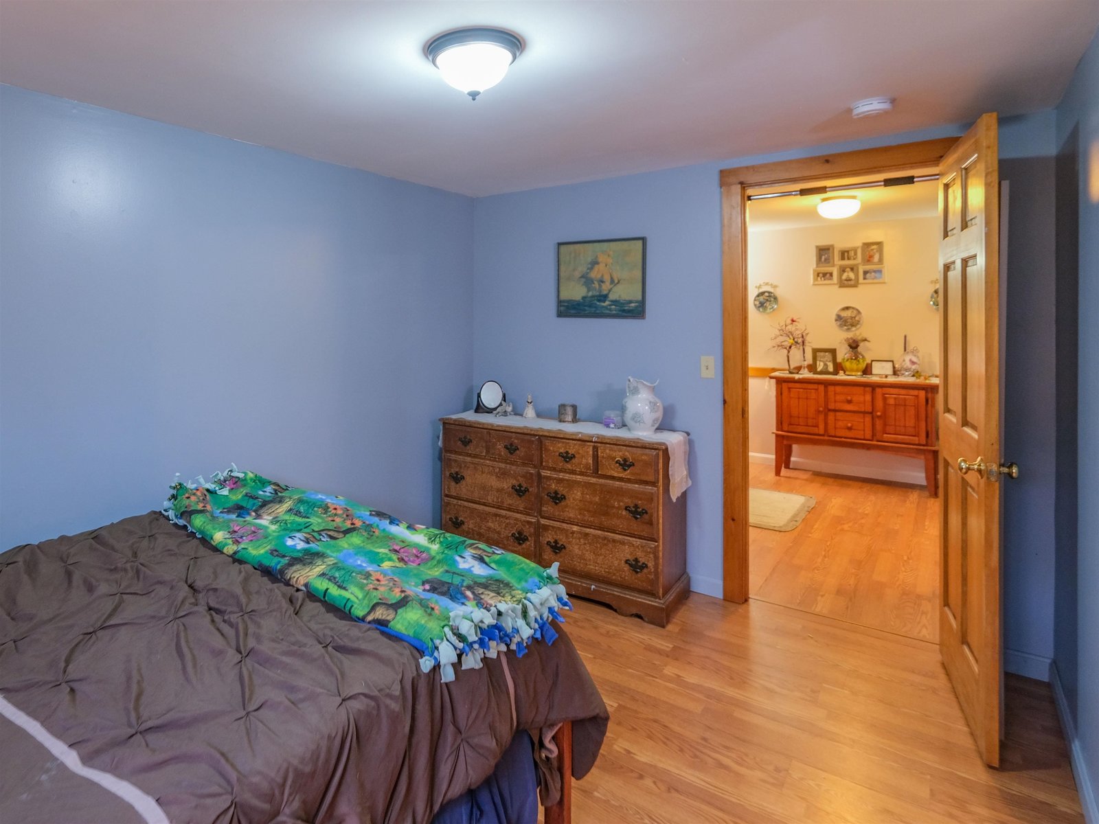 Laminate flooring