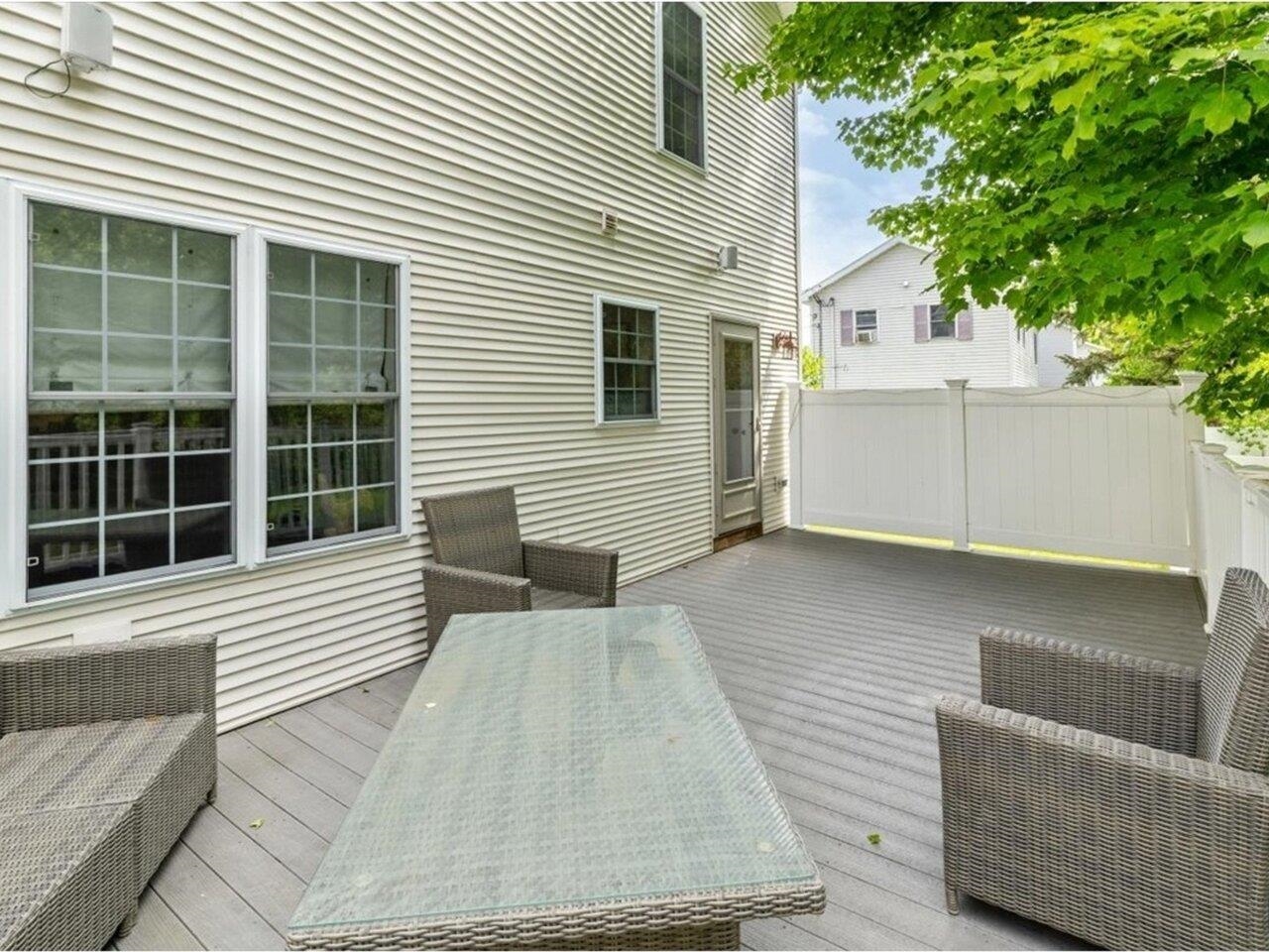 5 Maple Street