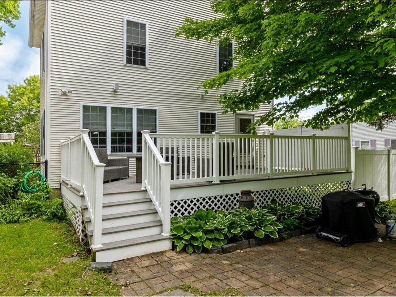 5 Maple Street
