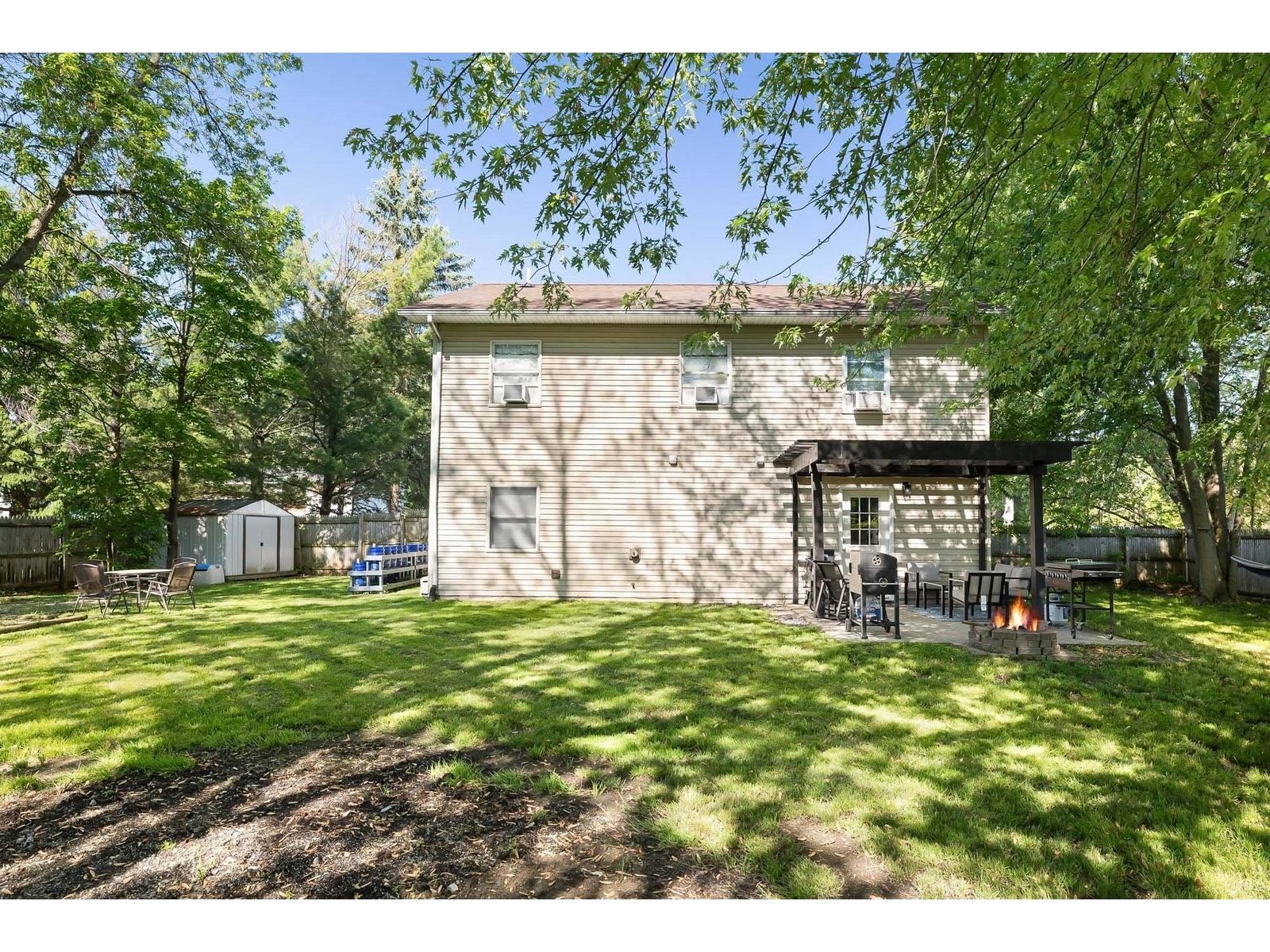 5 Murray Drive