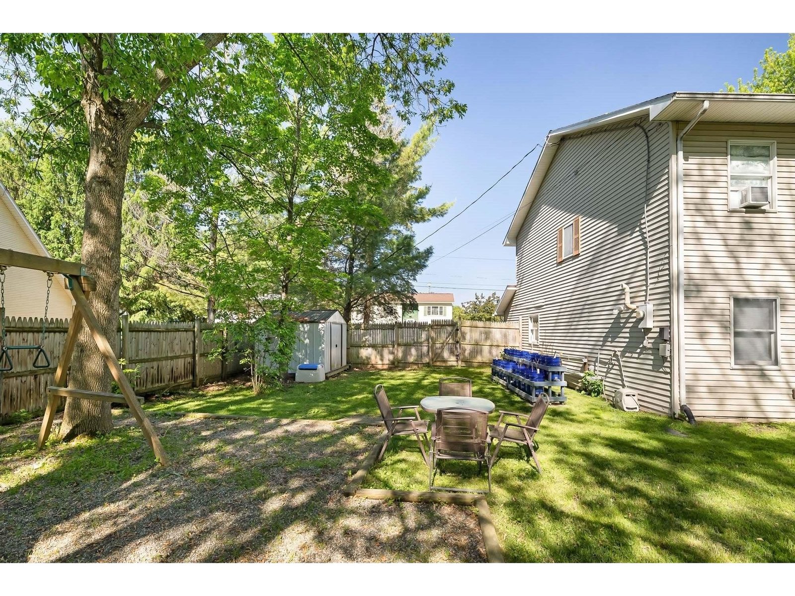 5 Murray Drive