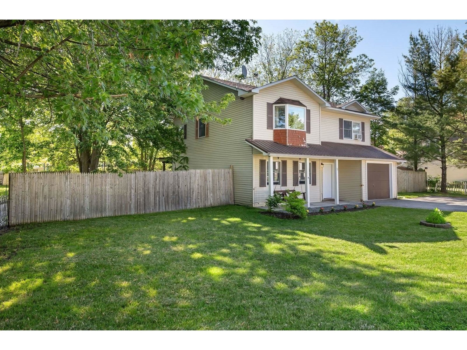 5 Murray Drive