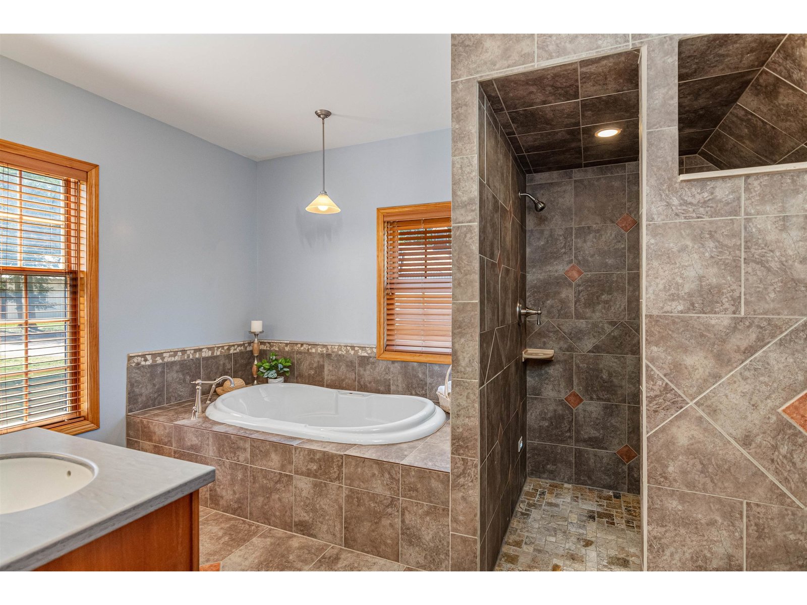 5 Pine Harbor Road