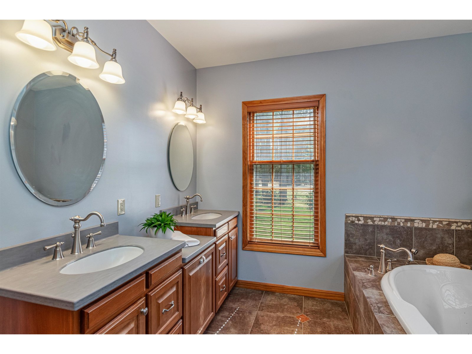 5 Pine Harbor Road