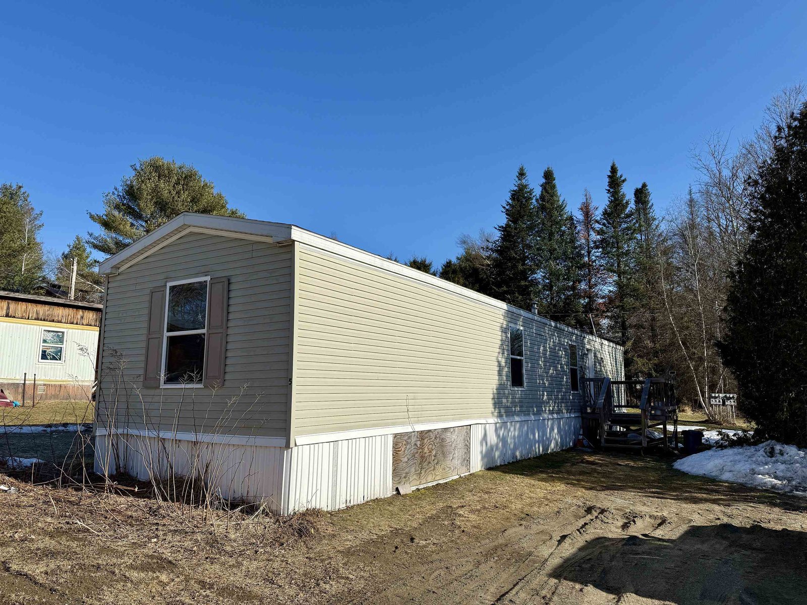 Single Wide Home 2 bedroom 2 baths in Pinecrest
