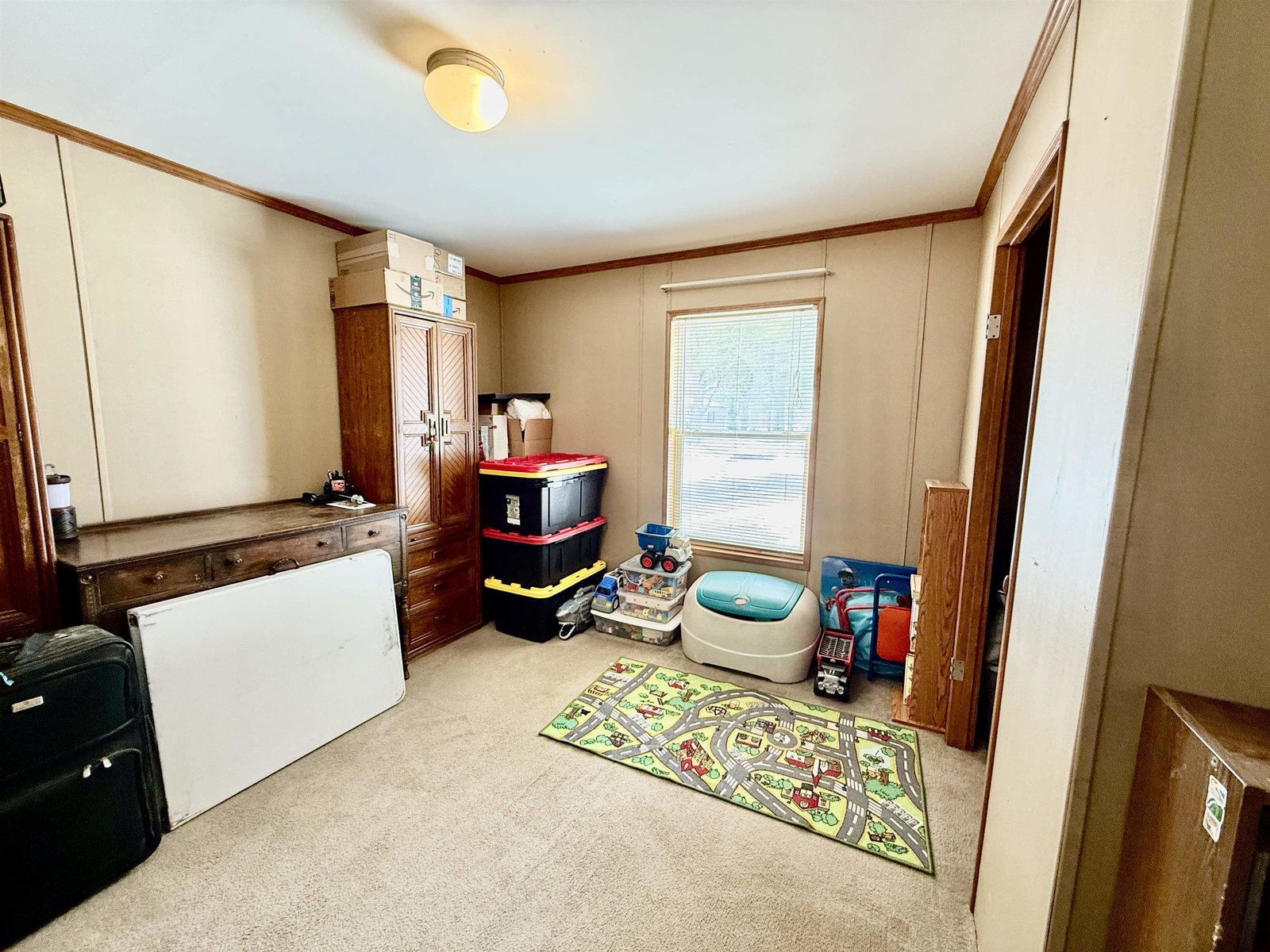 2nd Bedroom