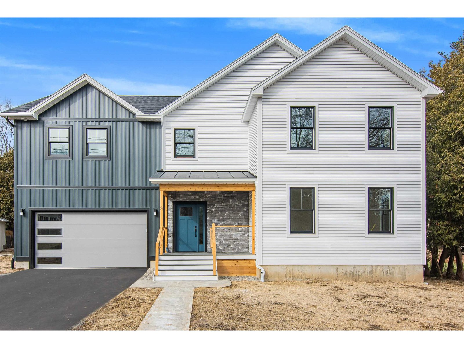 5 University Road, Burlington