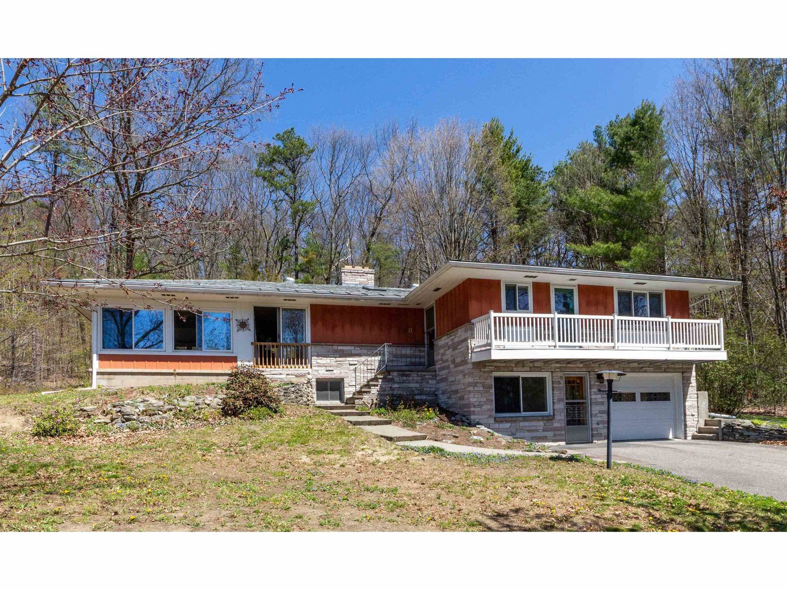 5 Valleyview Drive