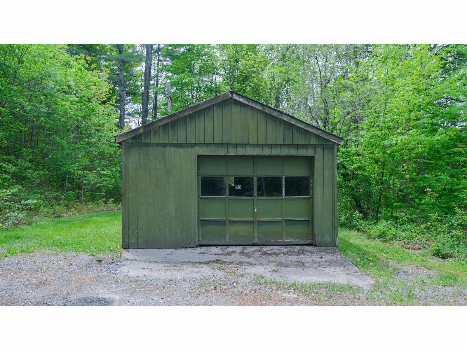 Detached Garage