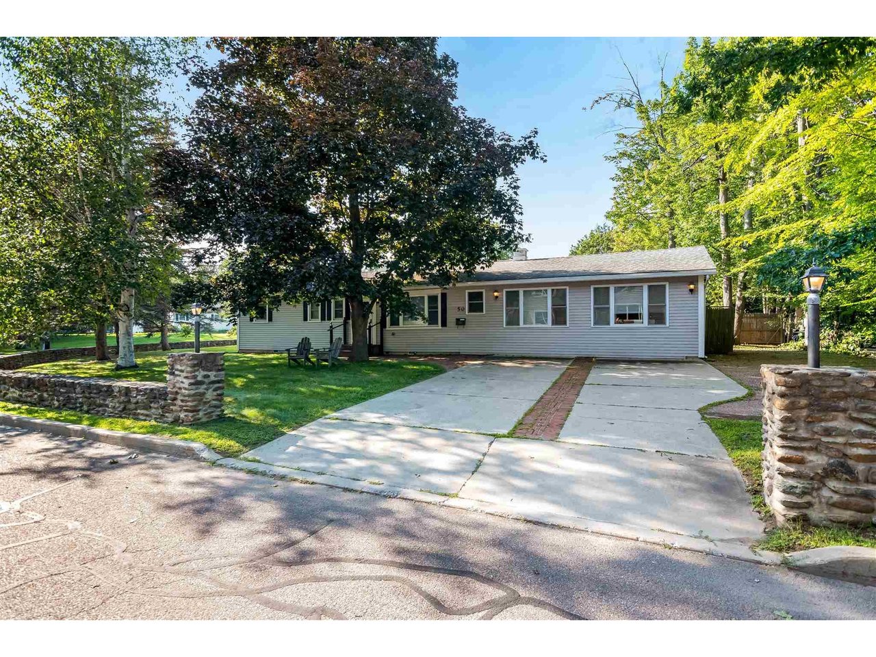 50 Hickory Lane