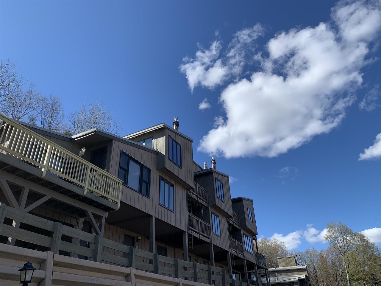 50 Hobbit Hill Road, Unit #68