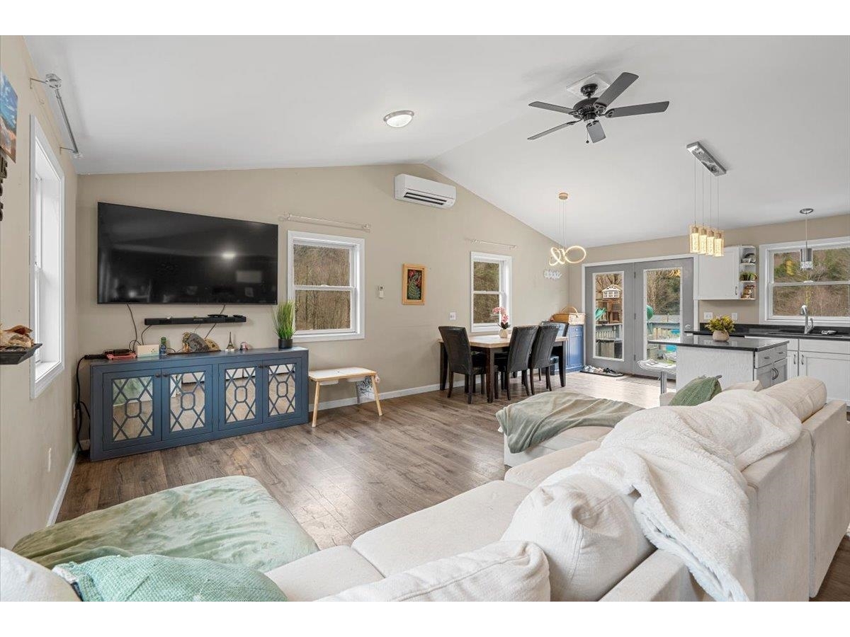 50 Sand Hill Drive