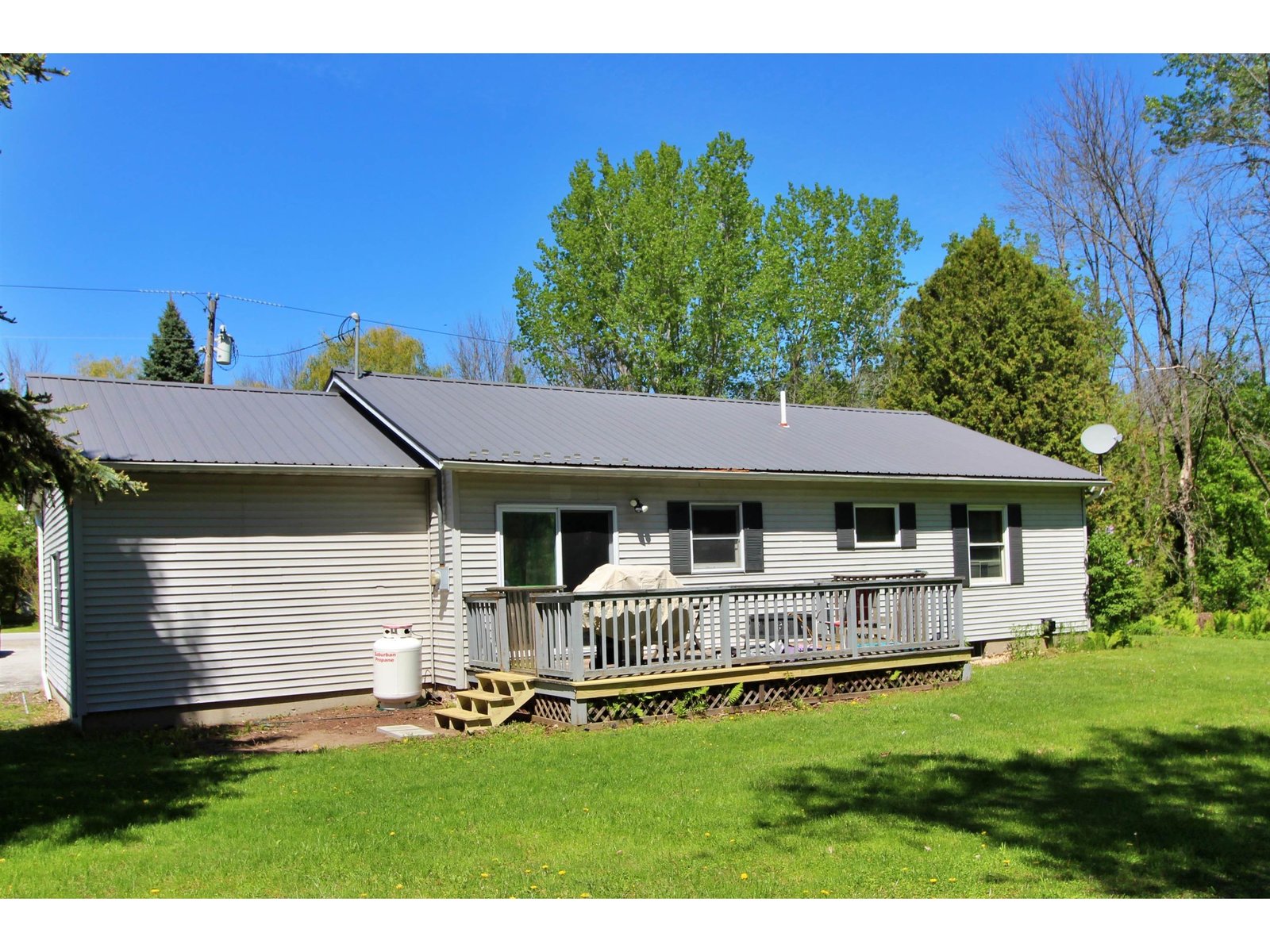 Enclosed back deck