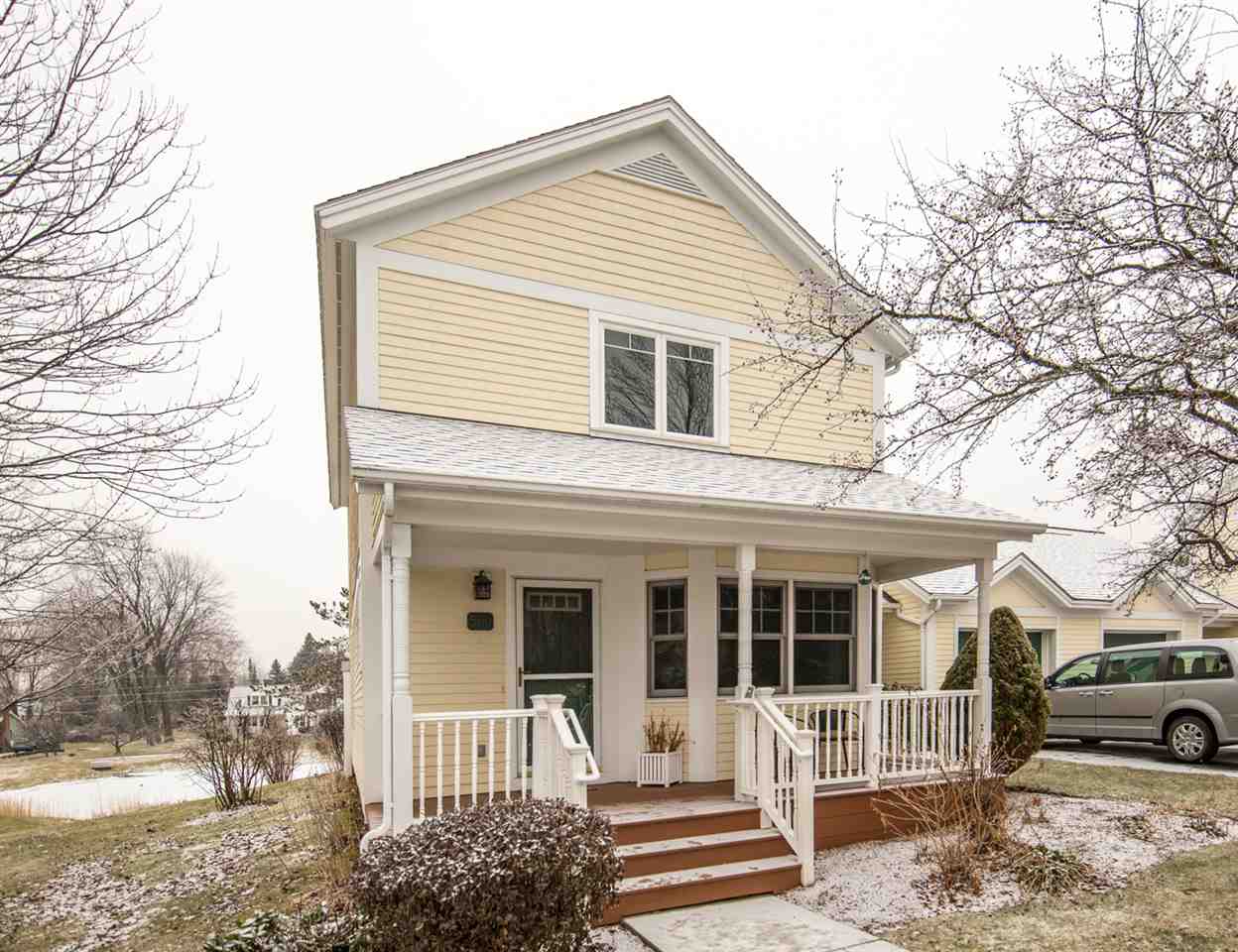 500 Commons Road
