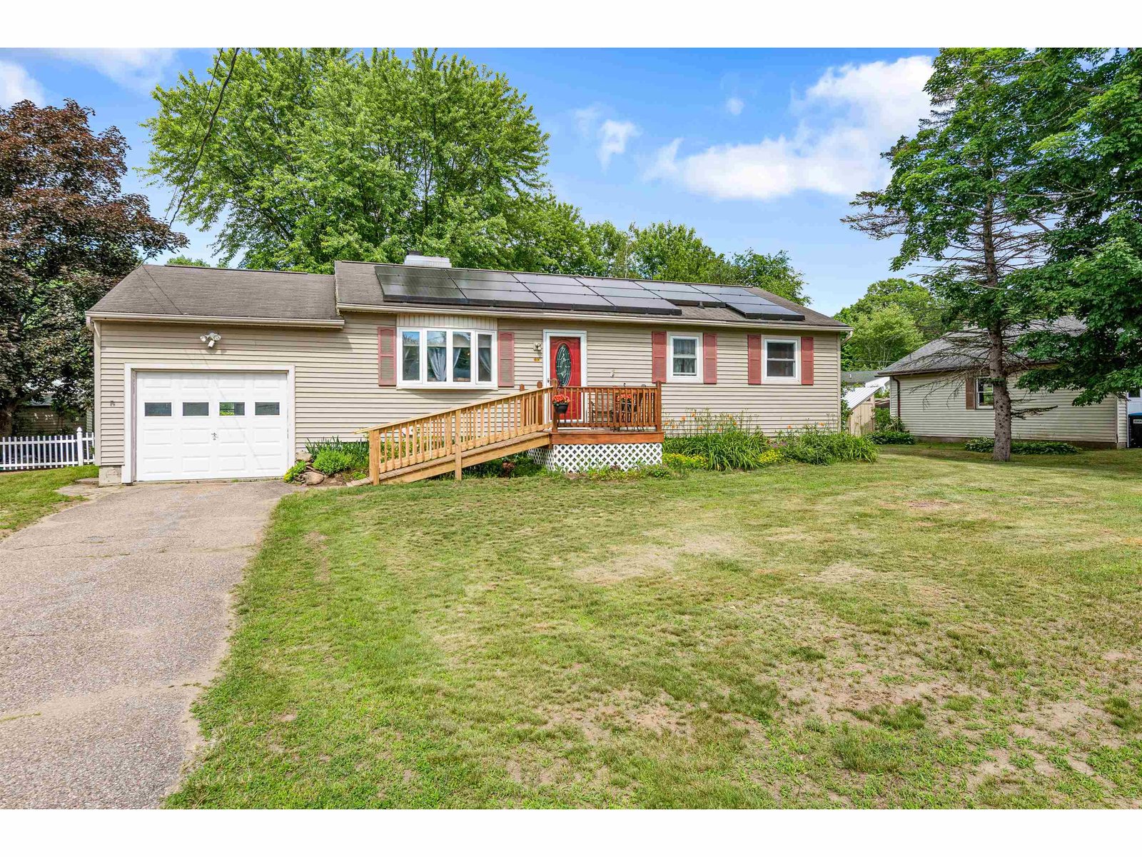 103 Meadow Drive Colchester, Vermont For Sale