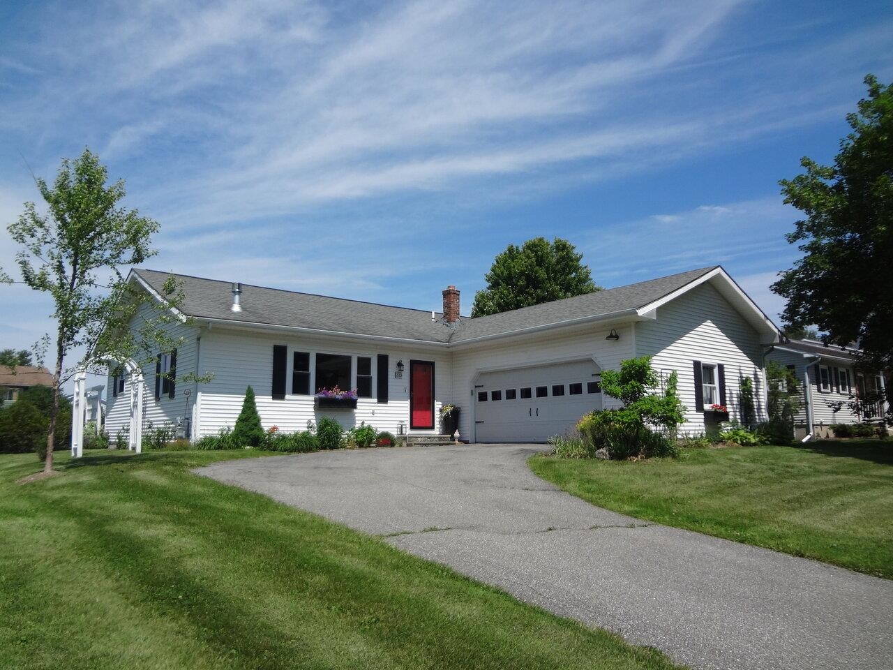 Betsy Forrester, REALTOR®