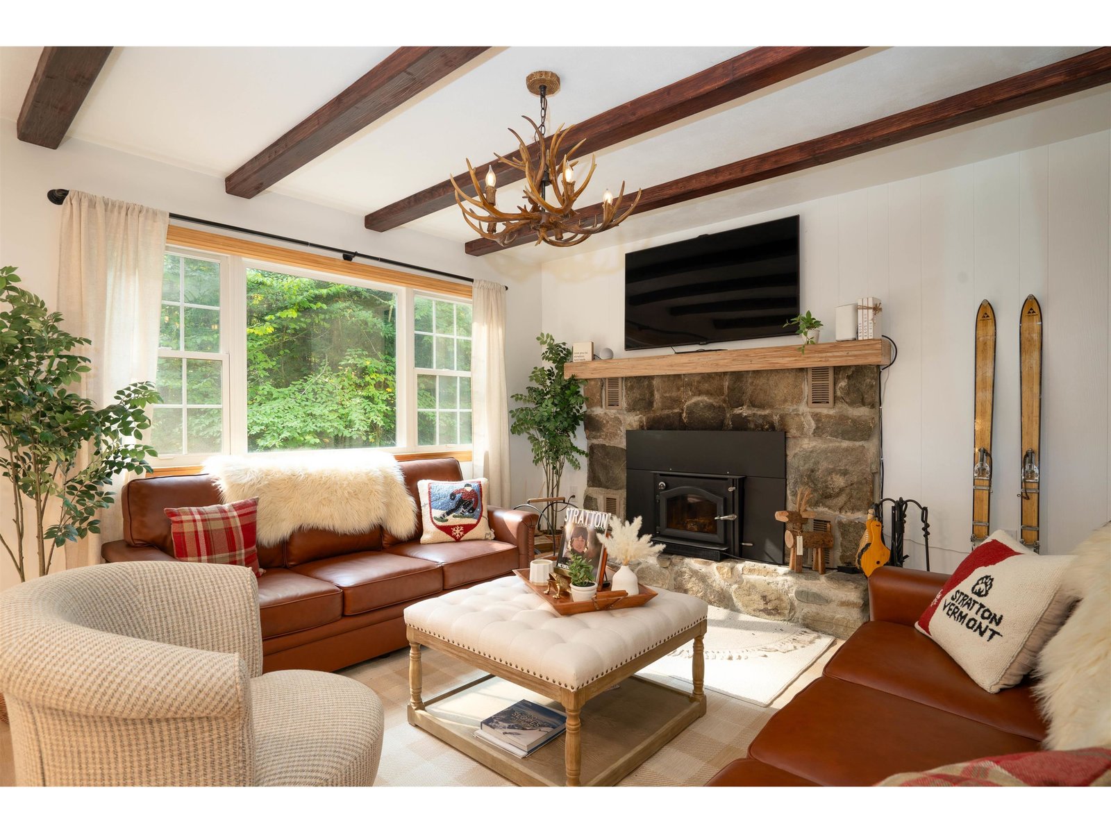 201 Pratt Bridge Road Jamaica, Vermont For Sale