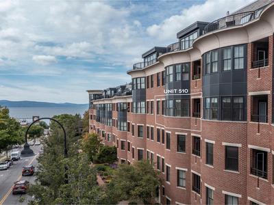 Burlington, Vermont 57 5016316 1