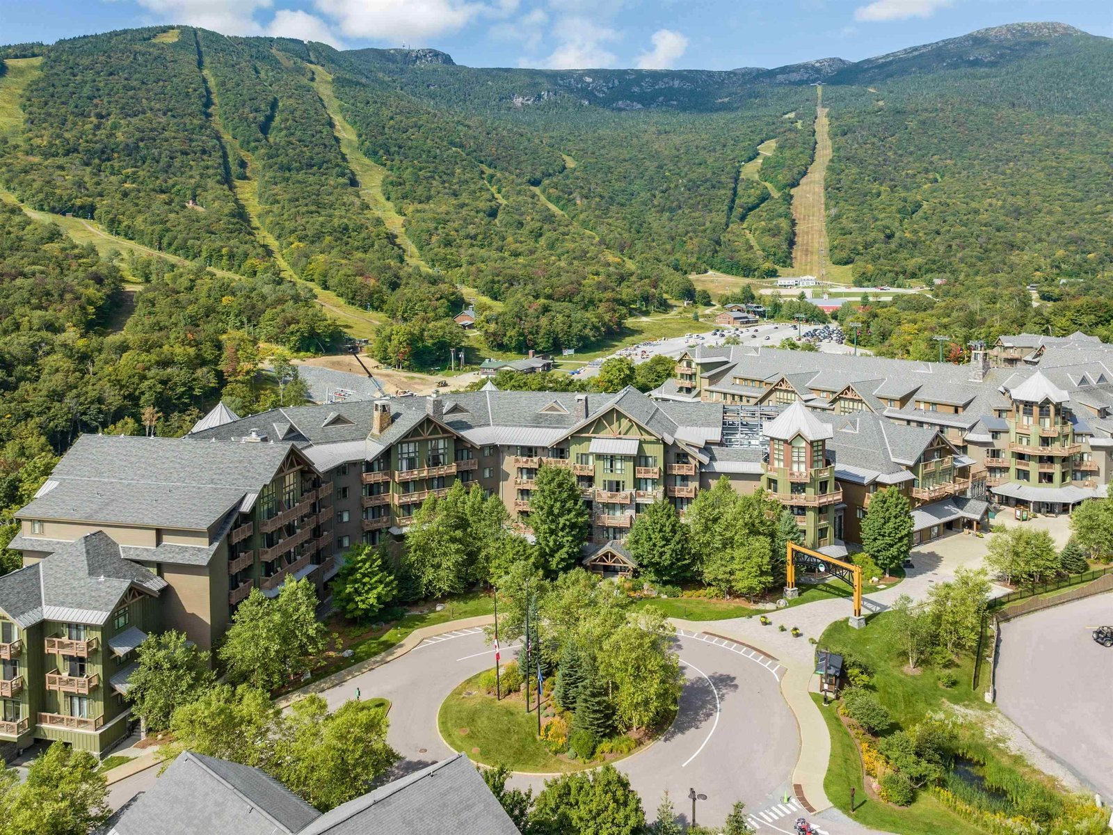 7412 Mountain Road, Stowe