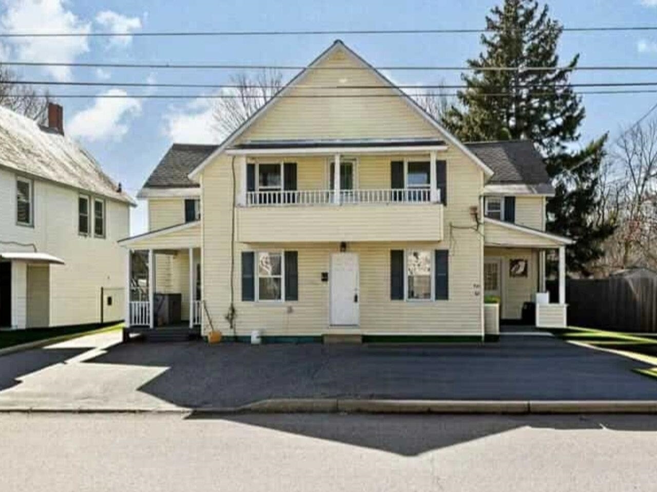 92 West Street, Winooski