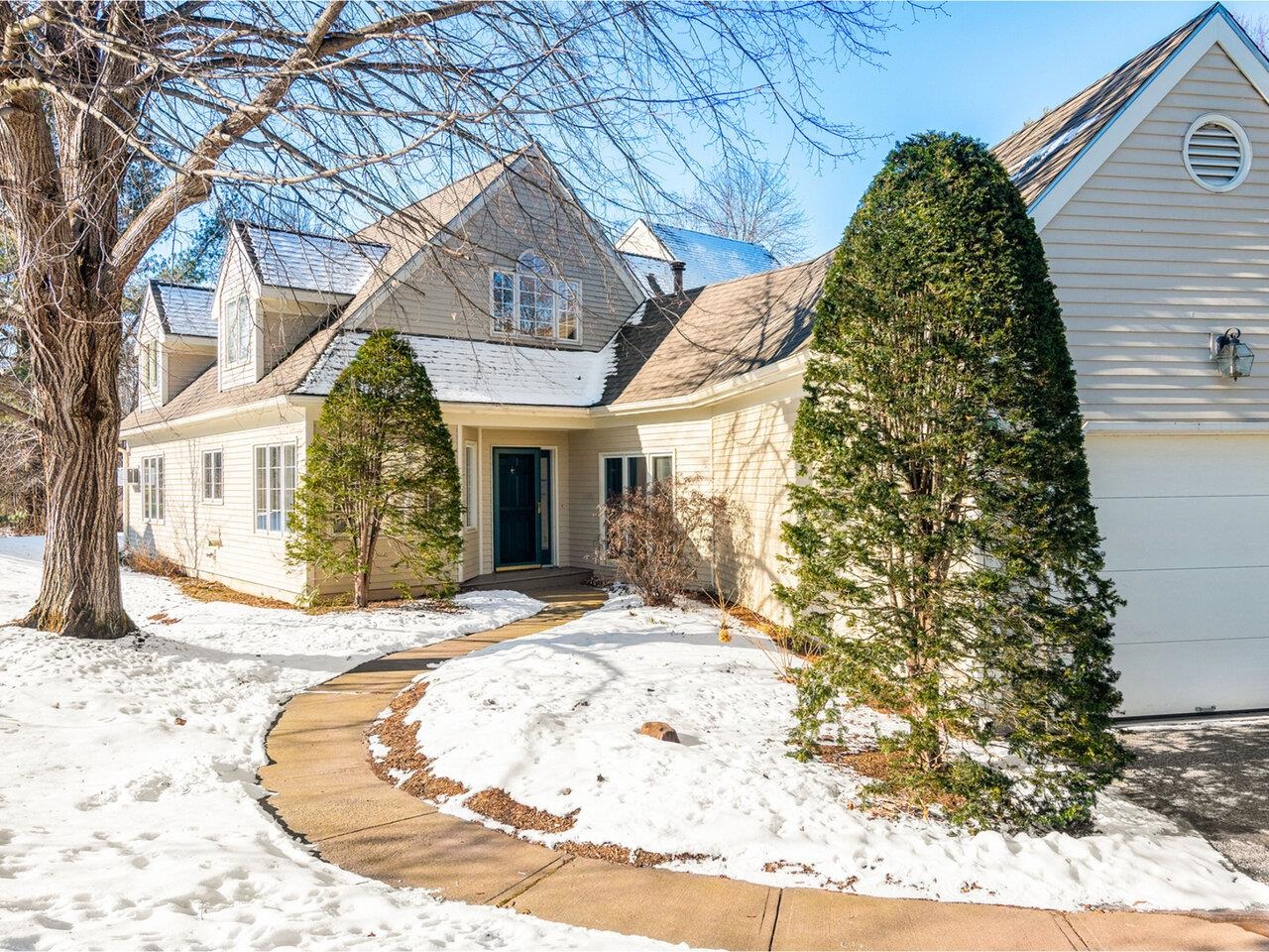 128 Covington Lane, Shelburne