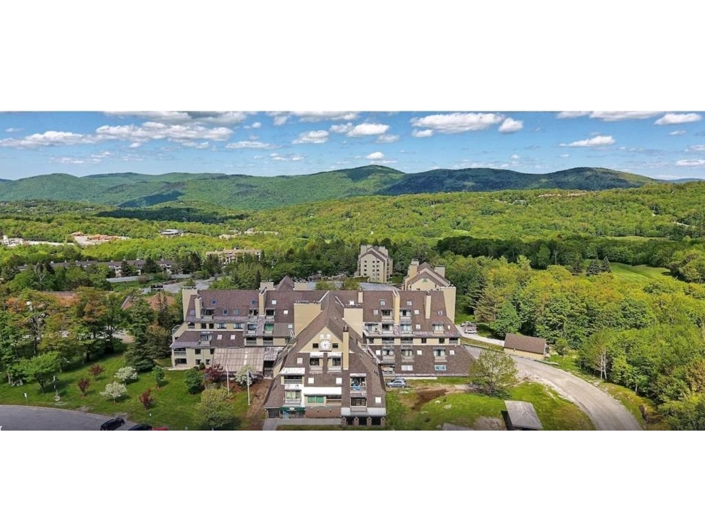 135 E Mountain Road, Killington