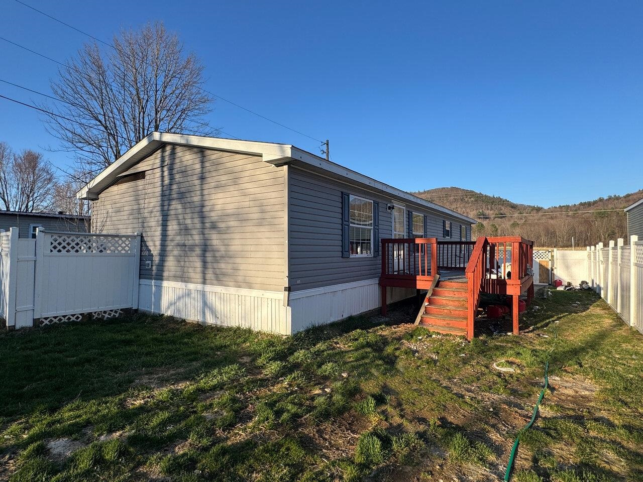 2195 North Road, Hinesburg