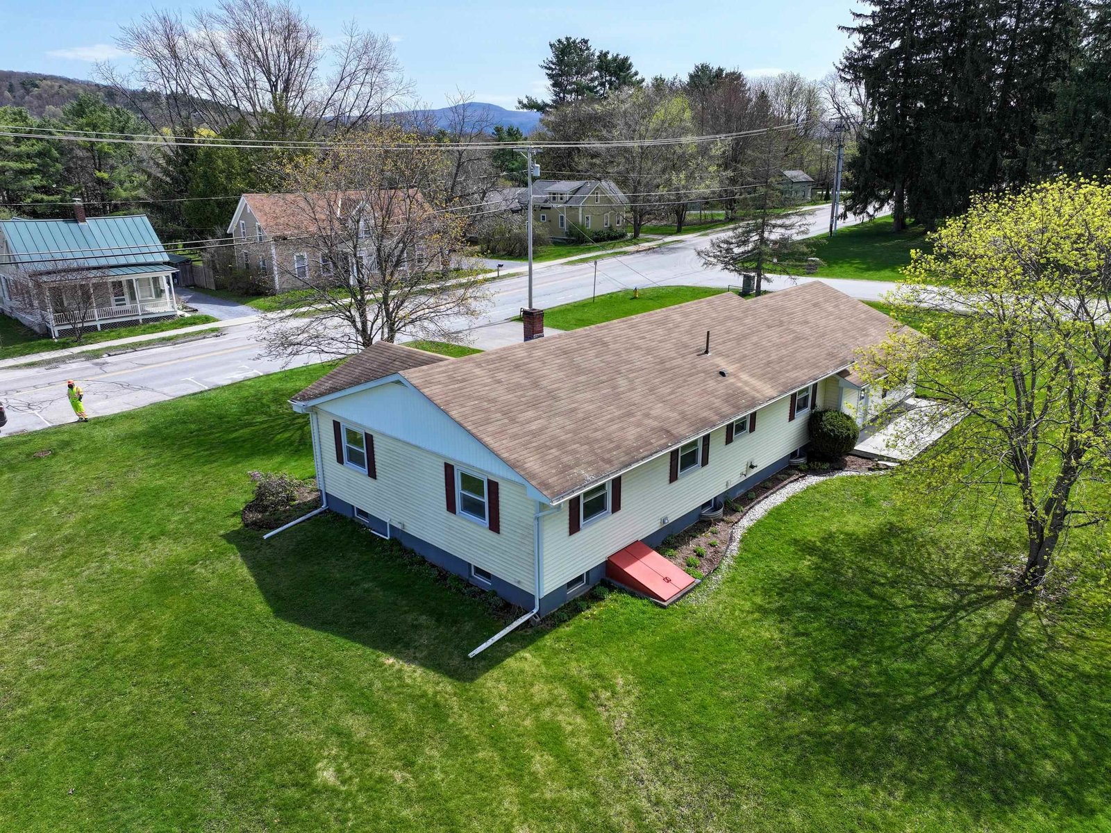 503 Weybridge Street