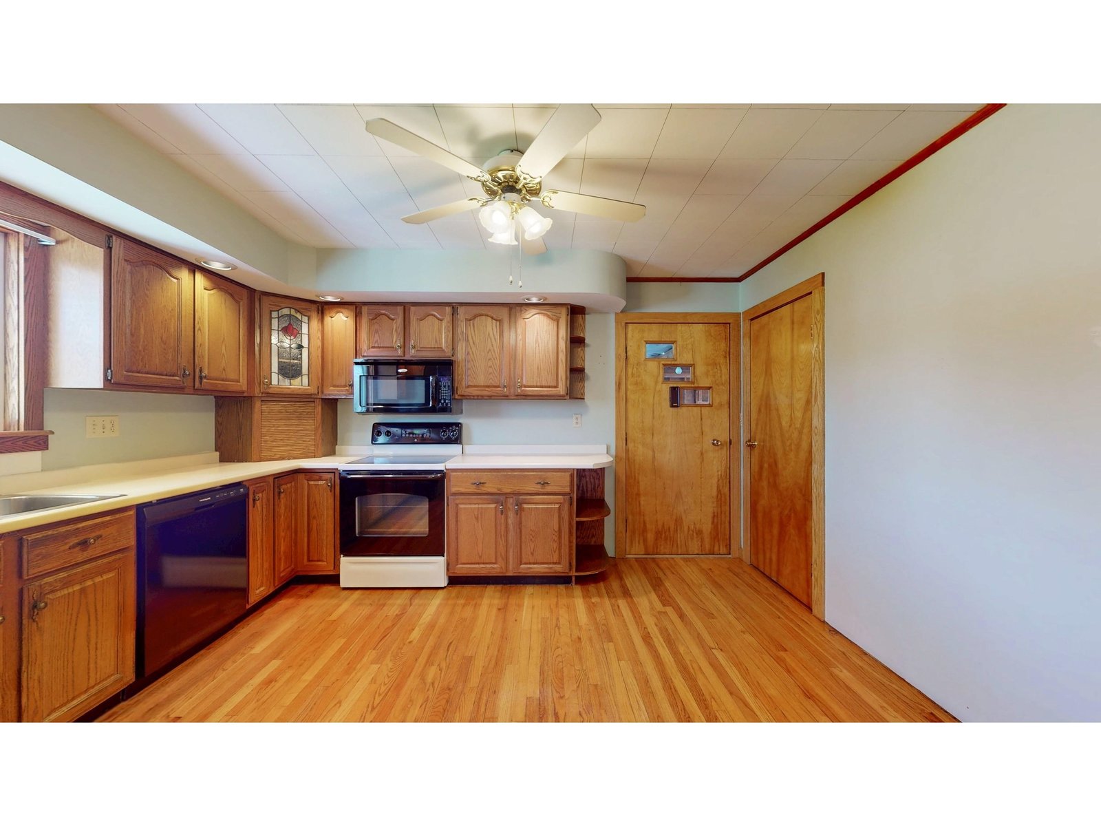 503 Weybridge Street