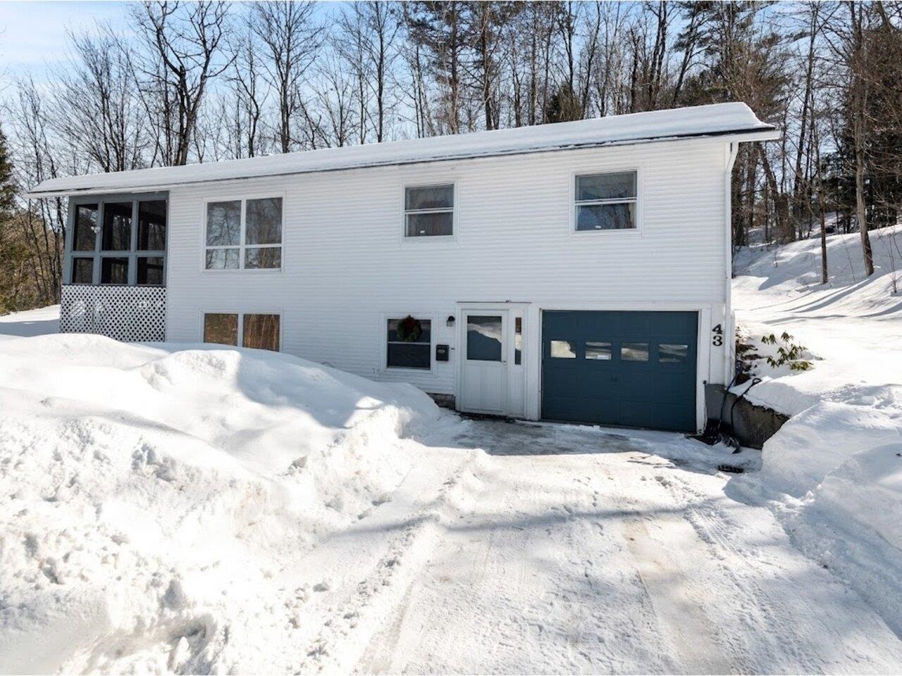 43 Grandview Heights, Waterbury