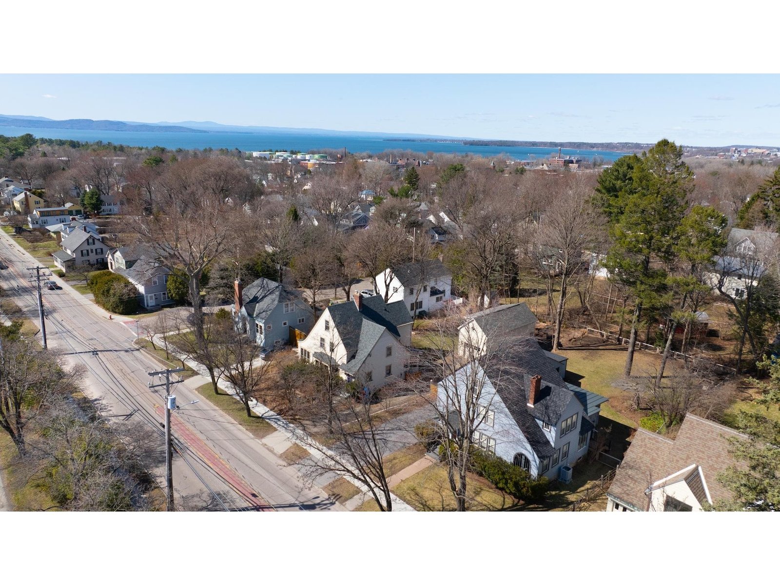 198 Home Avenue, Burlington
