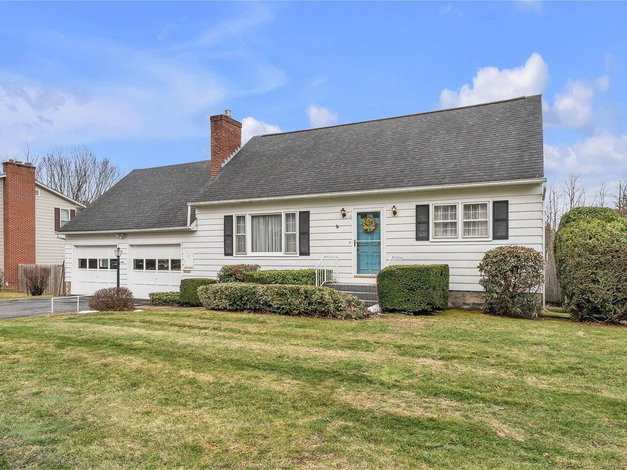 10 Woodland Place, South Burlington